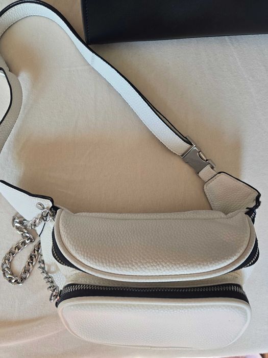 Дамска бяла спортна чанта