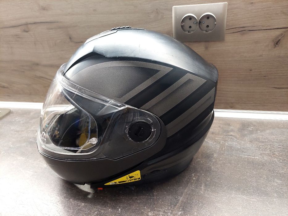 Nolan N104 каска размер S – flip-up, тъмен визьор
Продав