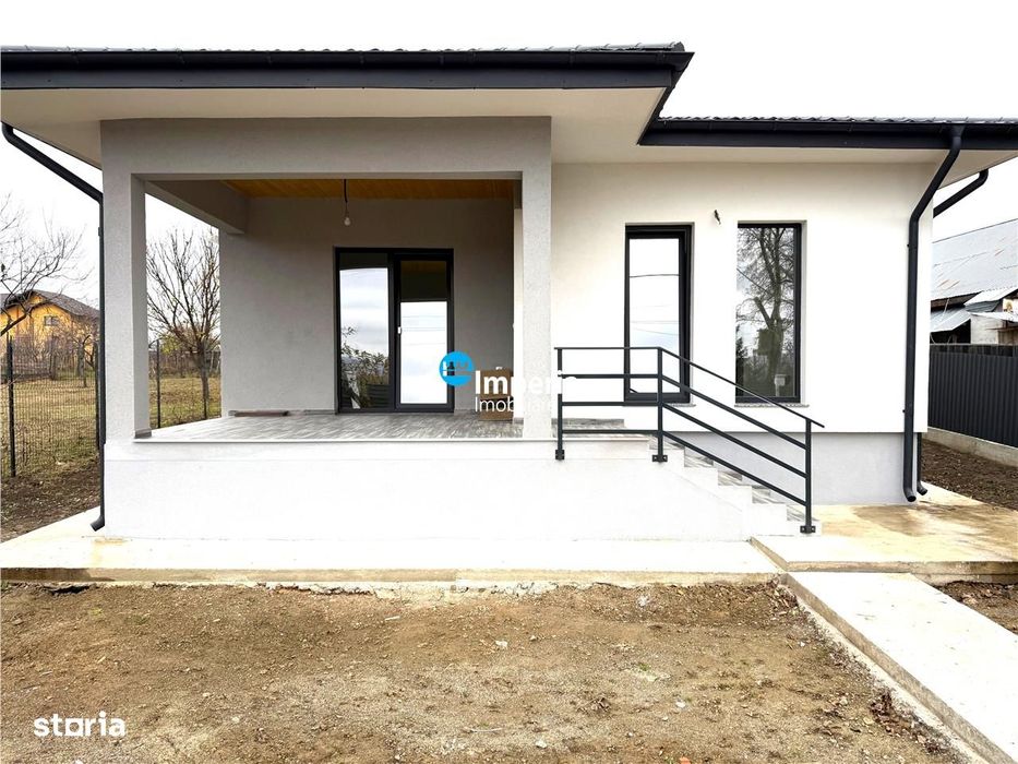 Casa Ciurbesti , 3 Camere, 550 mp Teren, canalizare, asfalt!!