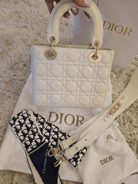 Налична чанта Lady Dior Latte