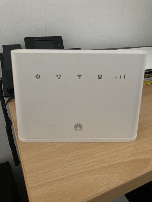 Router huawei aproape nou