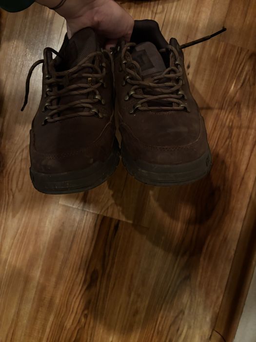 Обувки Caterpillar 45 номер, нови