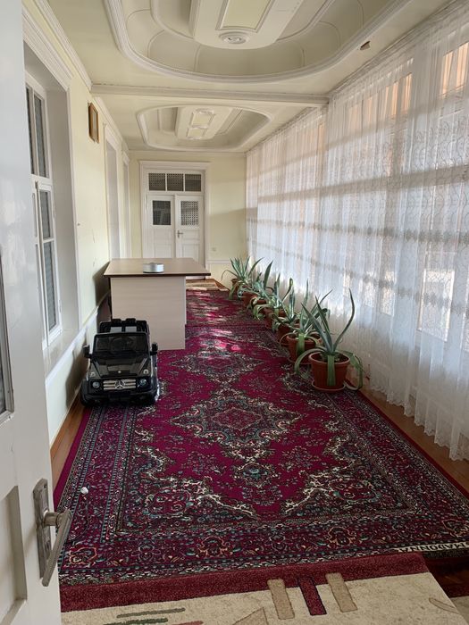 Uy sotiladi M.Fozilov 7sotix mexnat vina zavod yonida