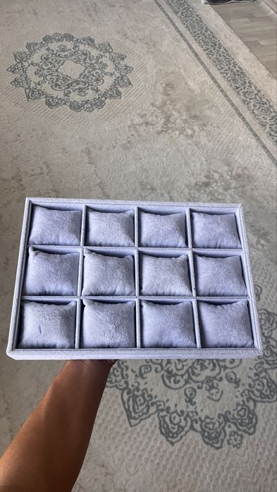 сағат салып қоятын корап