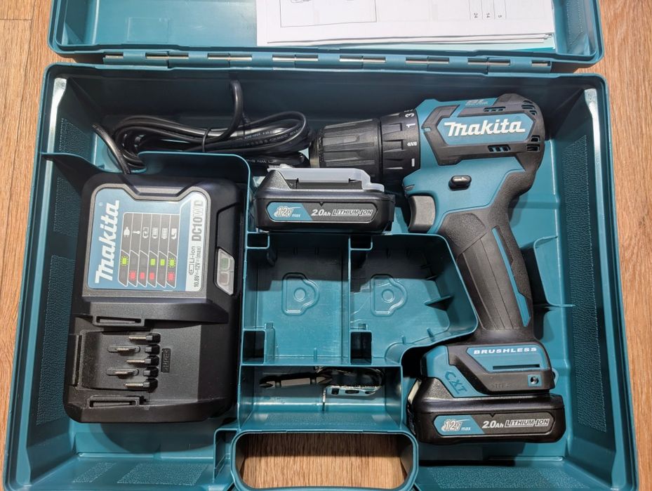 Продам шуруповёрт Makita DF332DWAE