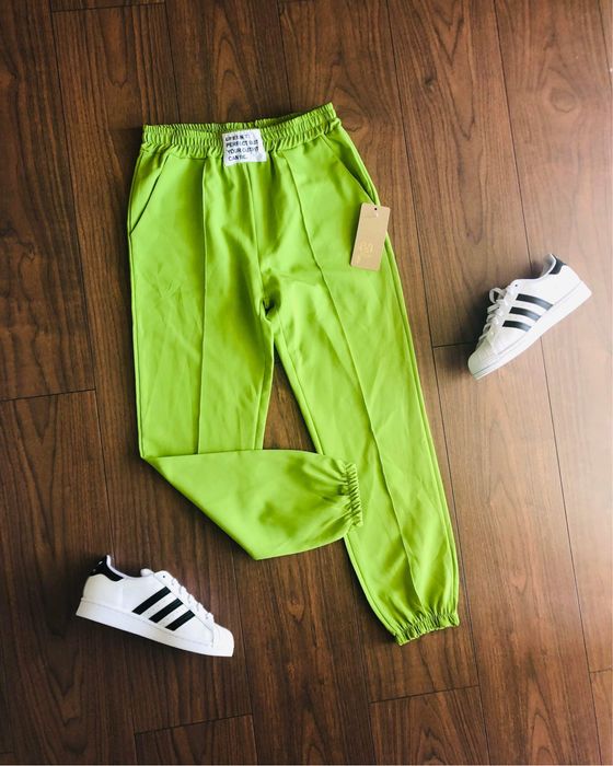 Pantaloni Sport, model actual, pret redus