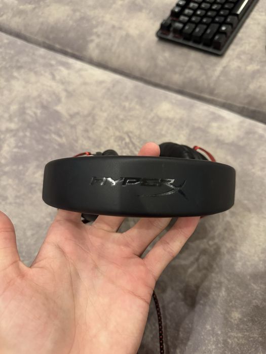 Наушники HyperX Cloud III