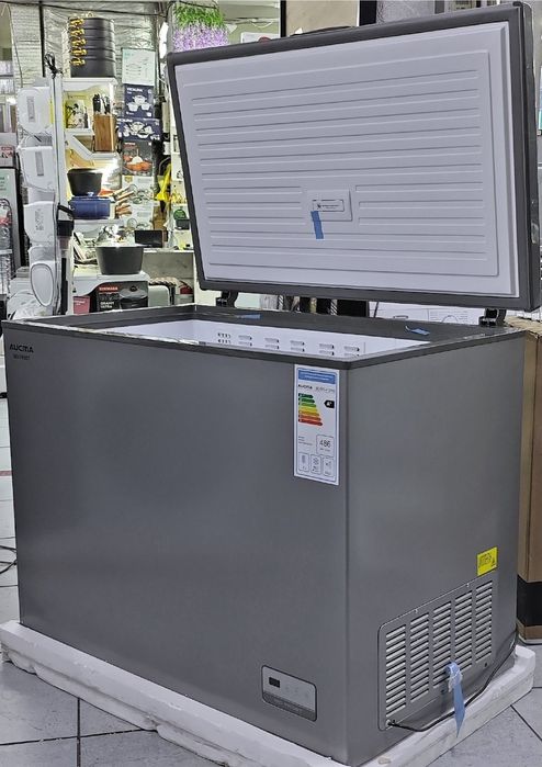 "Морозилка Seventech 200л — Компактная и Тихая!".