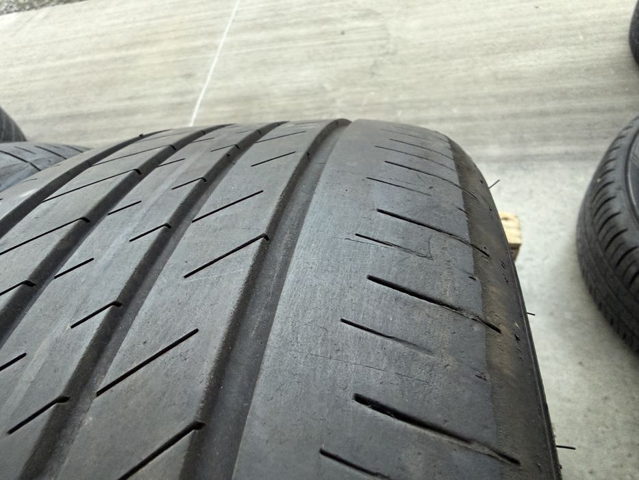4бр. Летни Гуми С Борд 215/50R/18 -GOOD YEAR- DOT:5123+0122- 5.5м+5.2м