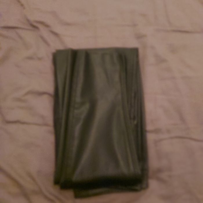 Vind pantaloni marimea M.