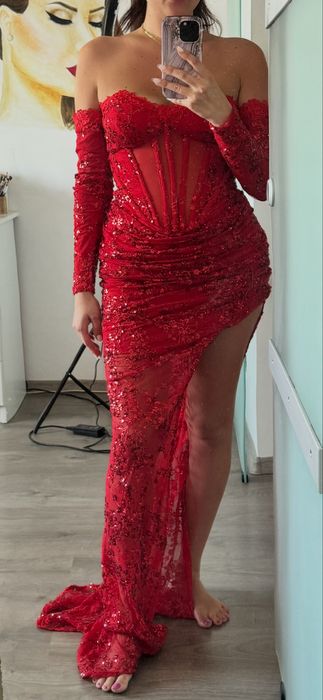 Rochie seara cu paiete