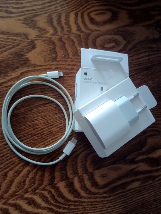Продам Оригинальный блок для смартфона iPhone на 20 W USB - C
Он на га