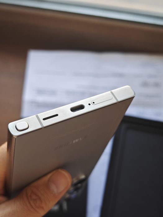 Samsung S24 Ultra 512Gb без ремонта