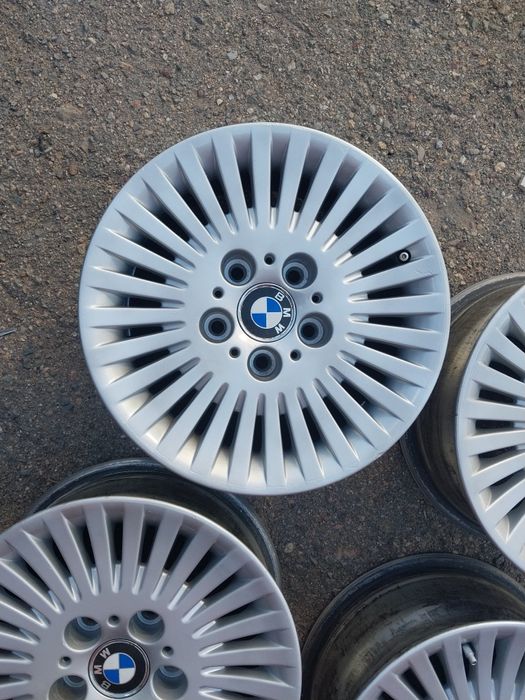 Диски R15 оригинал. Вылет ЕТ25. На BMW.