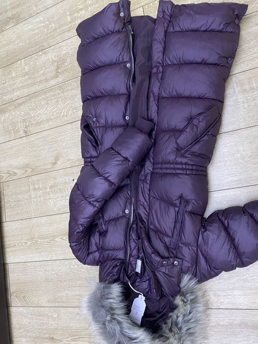 Продам детскую  куртку