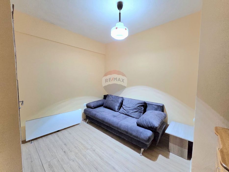 Дава се под наем Тристаен апартамент в Варна, Трошево - 95 кв.м за 548.25 € - Снимка #9