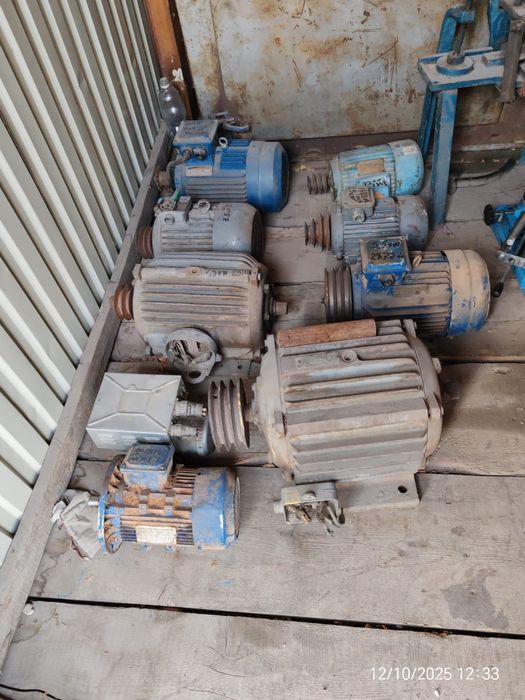 Продам различные электродвигатели