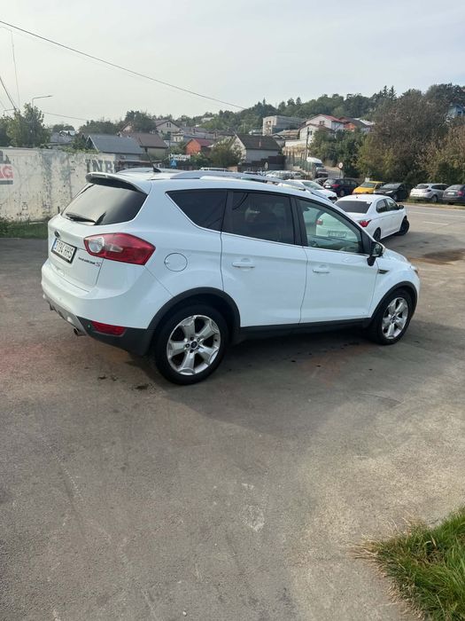 Vând mașină Ford Kuga 2012 automată