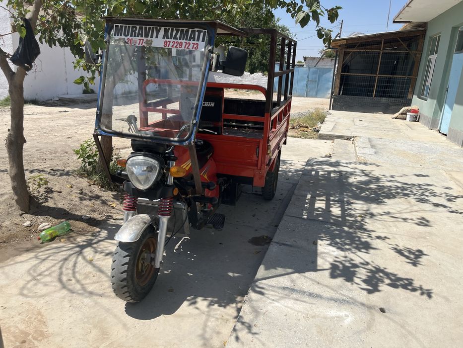Motosikl sotiladi 25mln