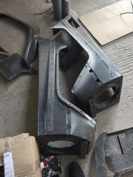 Ляв калник за Mercedes G класа W 463 оригинални