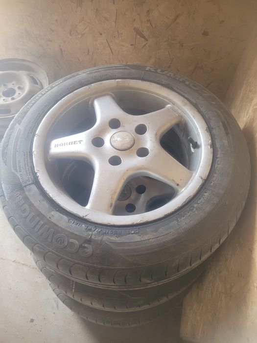 Продам комплект диски с резиной