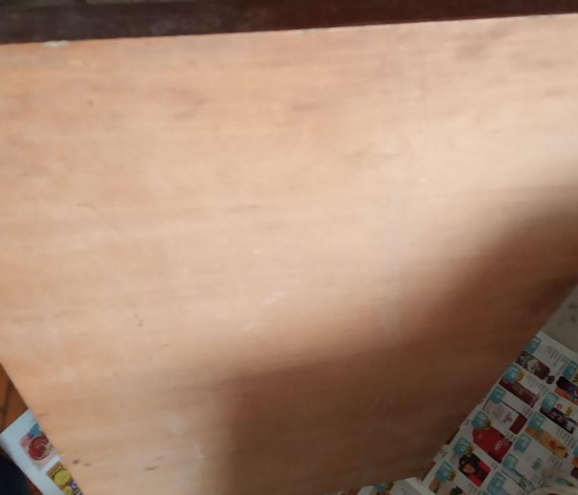 Нощно шкафче с чекмедже и ракла