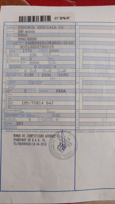 Vând remorcă apicolă