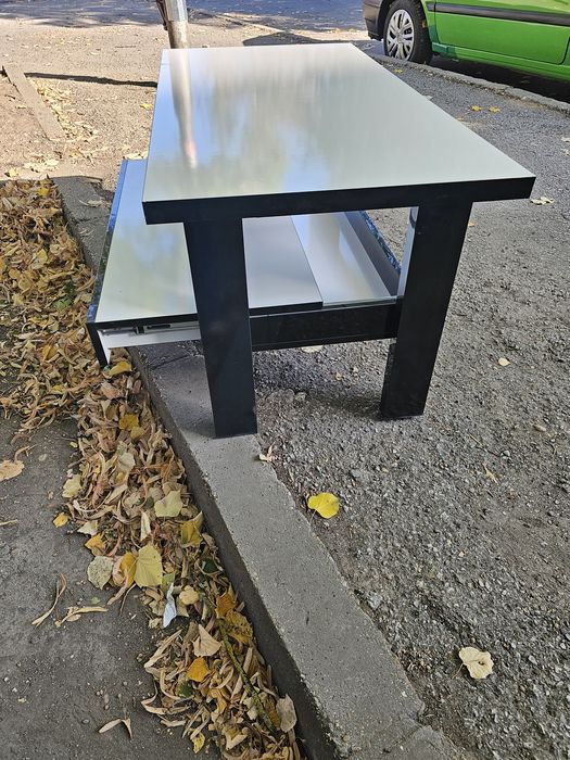 "Трапезна Маса "