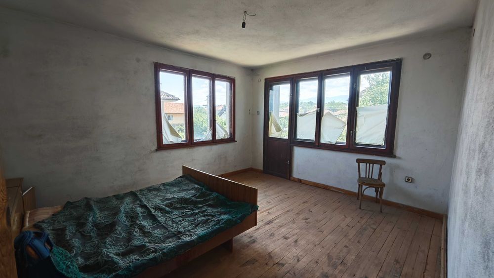 Продава се Къща в с. Соволяно, Област Кюстендил - 100 кв.м за 1020 €/кв.м - Снимка #10