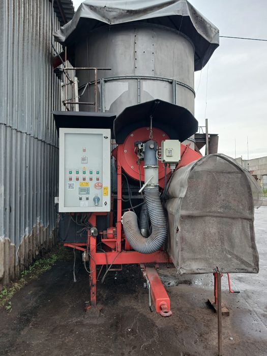Продам зерносушилку зерновых и масляничных культур.