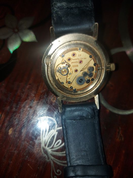 Ceasuri bărbătești de mina