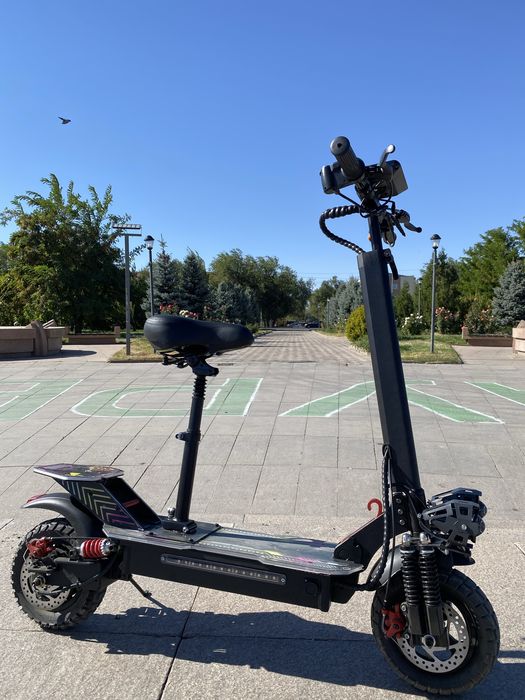 ER ES M5PRO Электросамокат