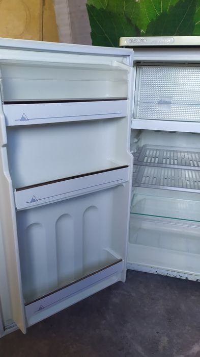 Продается холодильник Саратов 1225 м