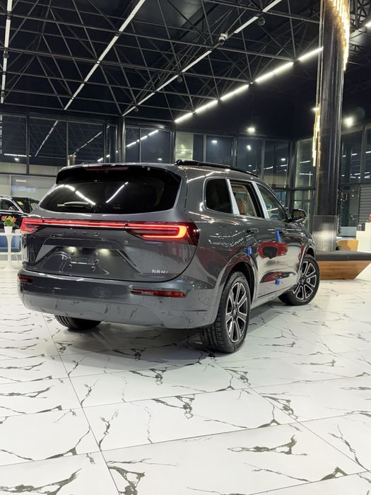 Huawei AITO M7 ultra 2025 restaling