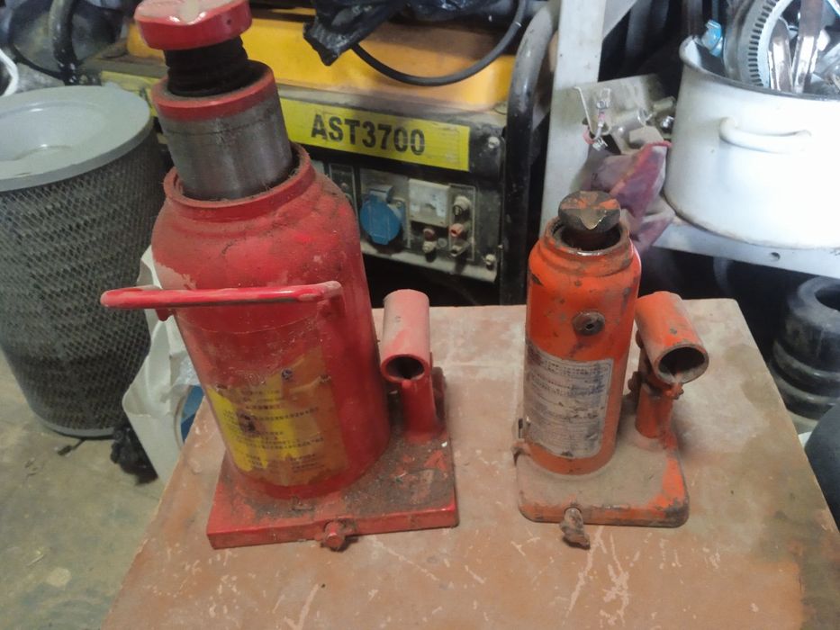 Damkrat sotiladi razmeriga qarab narxi bor