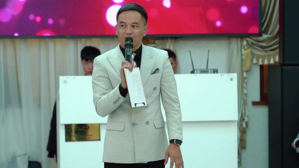 Асаба/Тамада/Шоумэн