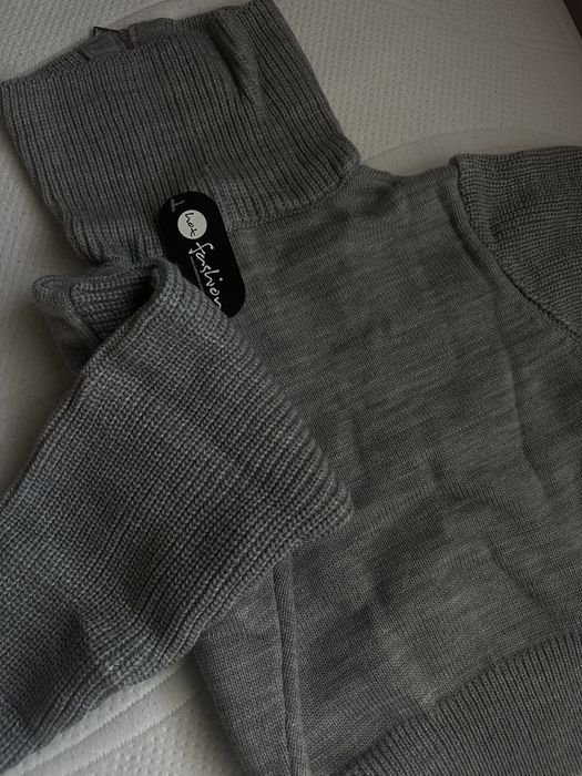 Дамски пуловер с цип