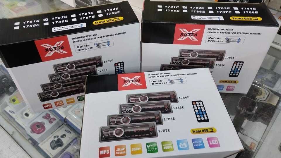 Автомобилен радио MP3 плеър с Блутут, AUX, FM, SD, USB 4x50W 12V, Касетофон за кола