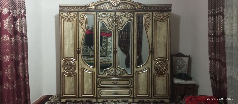 Xolati yangidek turipti. Kamplekt hamma narsasi bor