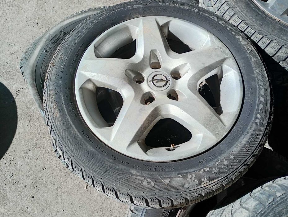 Гуми с джанти Opel Astra H / Zafira B