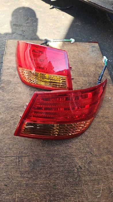 Задние фонари на Nissan Bluebird