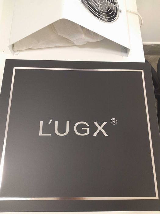Продам  маникюрную вытяжку LUGX