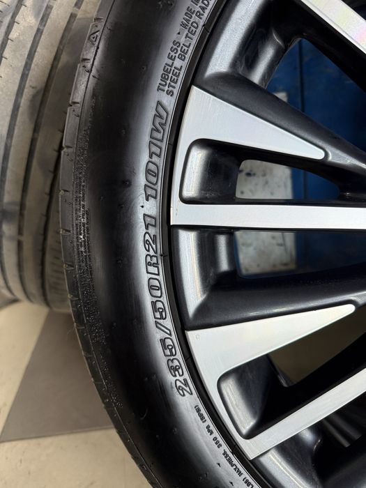 продам балон ( шины ) dunlop 235/50/21 бу