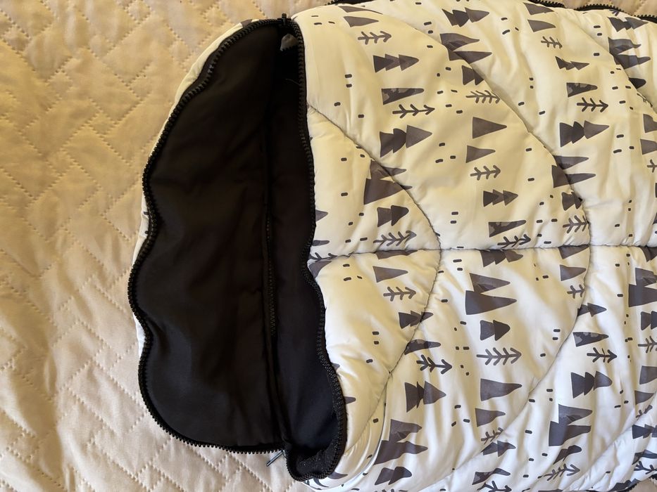 Зимен чувал за бебешка количка