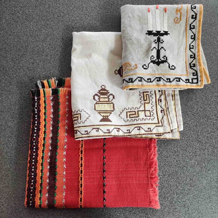 Винтидж покривки, салфетки, ръчно изработени