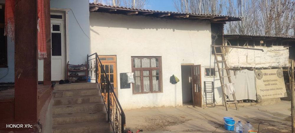 Uy 8 sotik Zangiota Bossuv