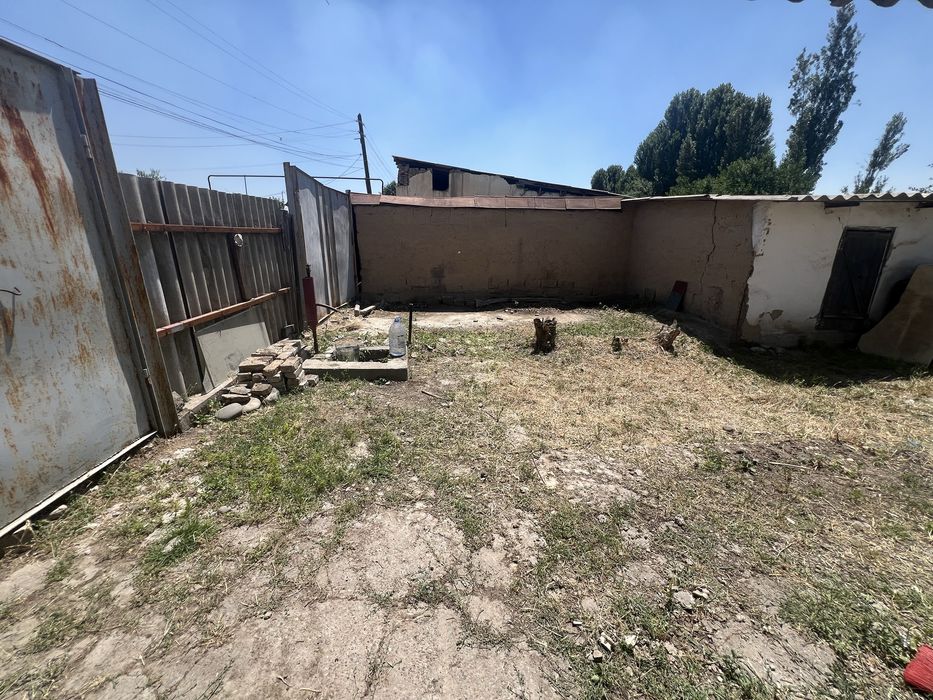 Продается участок под страительства  6.7 сот 3 км от поста Рохат