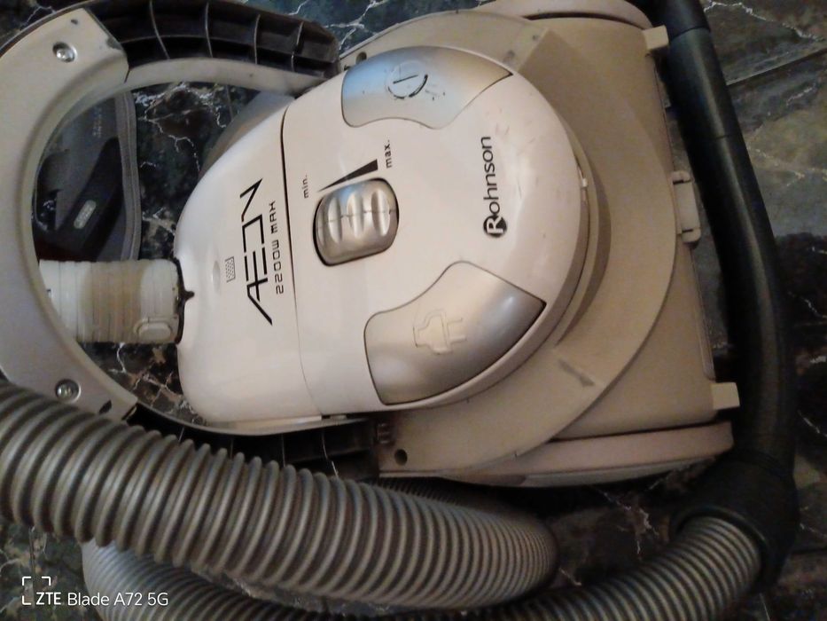 Прахосмукачка Ронсън 2200вата