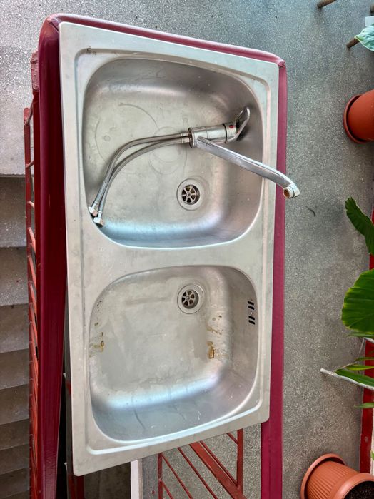 Chiuveta inox cu 2 cuve si baterie monocomanda