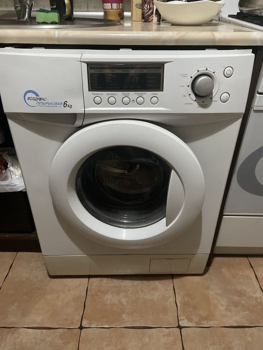 Продам стиральную машинку